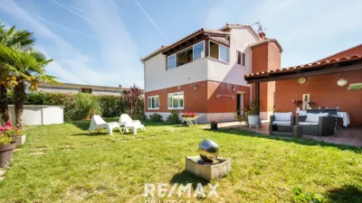 Chalet en venta en Calle Bodon Del Molinero, 11, Boecillo de 250.000 €