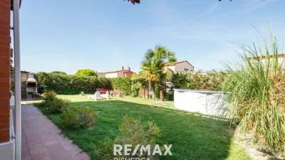 Chalet en venta en Calle Bodon Del Molinero, 11, Boecillo de 250.000 €