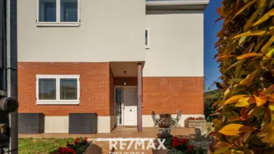 Chalet en venta en Calle Bodon Del Molinero, 11, Boecillo de 250.000 €