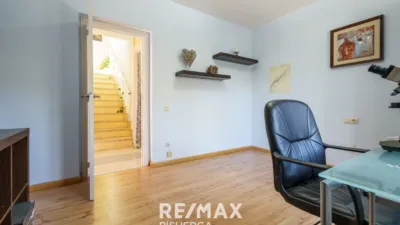 Chalet en venta en Calle Bodon Del Molinero, 11, Boecillo de 250.000 €