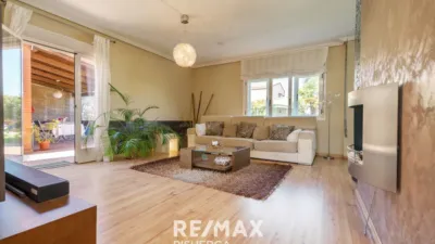 Chalet en venta en Calle Bodon Del Molinero, 11, Boecillo de 250.000 €
