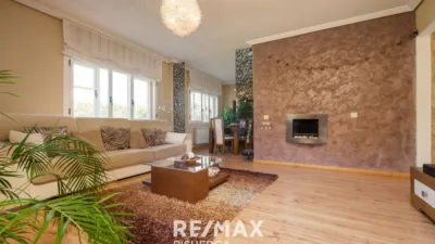 Chalet en venta en Calle Bodon Del Molinero, 11, Boecillo de 250.000 €