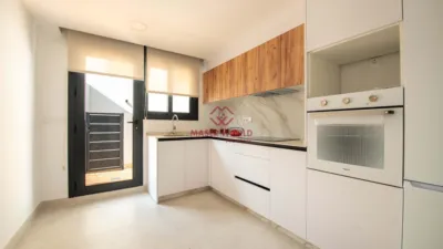 Casa – Cox - Més