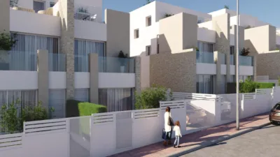 Semi-detached house on Punta Prima Street photo 3