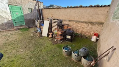 Chalet en venta en Camino del Molino, Rueda de Jalón de 119.900 €