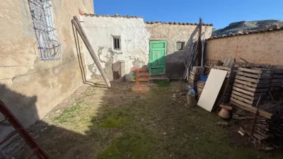 Chalet en venta en Camino del Molino, Rueda de Jalón de 119.900 €
