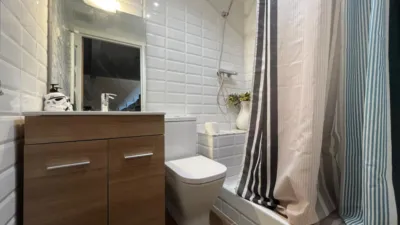 Casa adosada en venta en Basurtu, Basurtu (Distrito Basurtu-Zorrotza. Bilbao) de 517.000 €