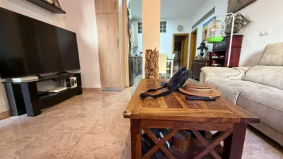 Apartment on Antonio Manzanera Street photo 3