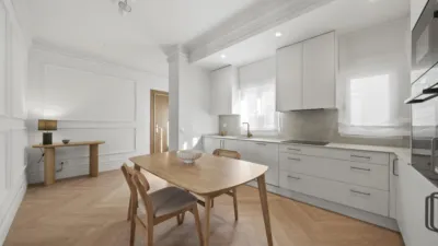 Apartment on Calle de Alcántara photo 12