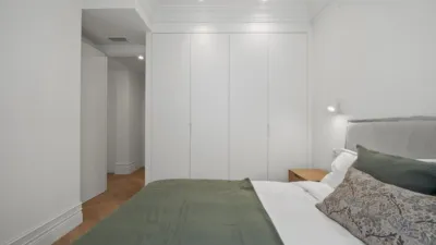 Apartment on Calle de Alcántara photo 23