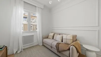 Apartment on Calle de Alcántara photo 3