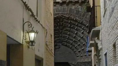 Local comercial en venta en Calle de la Rúa, 3, Casco Histórico (Tudela) de 220.000 €