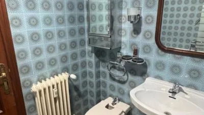 Habitación en alquiler en Calle del General Vives, Zona Alta (Ponferrada) de 200 €<span>/mes</span>