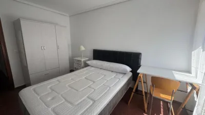 Habitación en alquiler en Calle del General Vives, Zona Alta (Ponferrada) de 200 €<span>/mes</span>