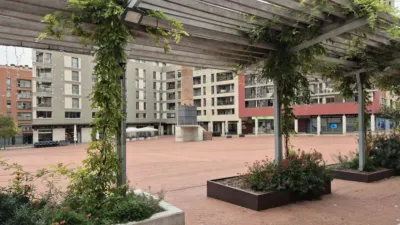 Local comercial en venta en Carrer de Sant Genís, cerca de Carrer de Baldrich - Más