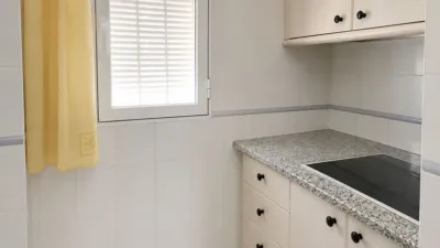 Piso en venta en Paseo de Velilla, Velilla (Almuñécar) de 170.000 €