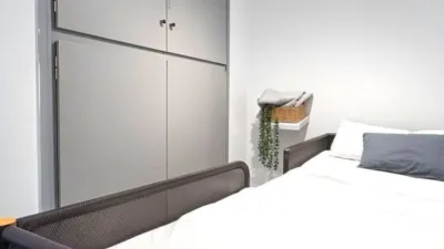 Apartment on Carrer de Brussel·les photo 9