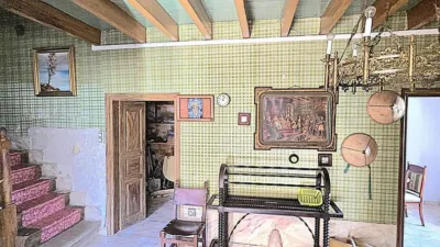 Semi-detached house on Ortiguero Street, No. 148 photo 14