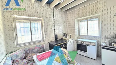 Semi-detached house on Ortiguero Street, No. 148 photo 15