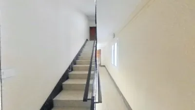 Flat in La Gavarra photo 29