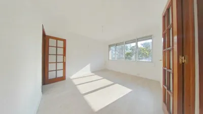 Flat in La Gavarra photo 6