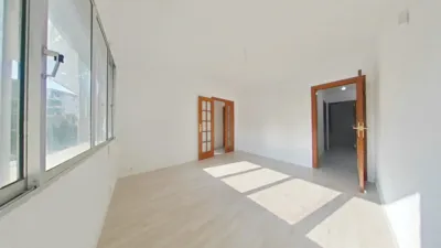 Flat in La Gavarra photo 7