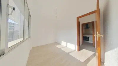 Flat in La Gavarra photo 8