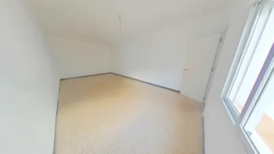Flat in Estruch-Eixample photo 4