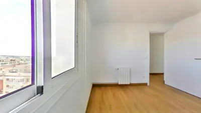 Flat in Centre photo 13