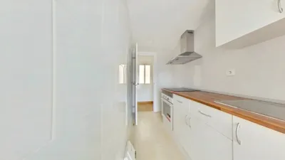 Flat in Centre photo 23
