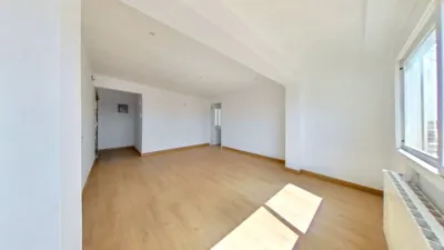 Flat in Centre photo 9