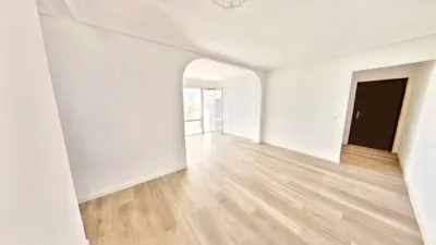 Piso en alquiler en Fuentebella, Fuentebella (Parla) de 1.150 €<span>/mes</span>