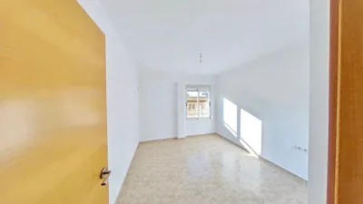 Flat in Les Tendetes photo 24