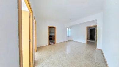 Flat in Les Tendetes photo 2