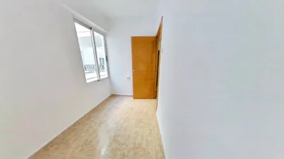 Flat in Les Tendetes photo 10