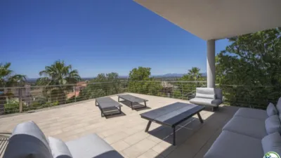 Chalet on Carrer d'Alemanya photo 10
