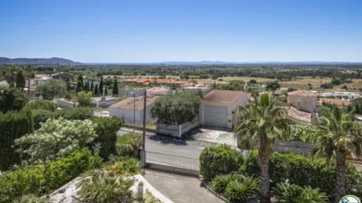 Chalet on Carrer d'Alemanya photo 18
