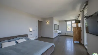 Chalet on Carrer d'Alemanya photo 33