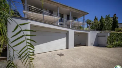 Chalet on Carrer d'Alemanya photo 8