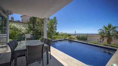 Chalet on Carrer d'Alemanya photo 9