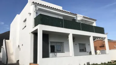 Chalet on Carrer del Baix Llobregat photo 37
