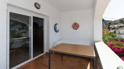 Apartment on Carrer de la Pedrera photo 6