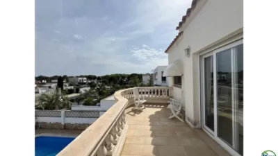 Chalet on Carrer de la Noguera photo 23