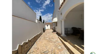Chalet on Carrer de la Noguera photo 33