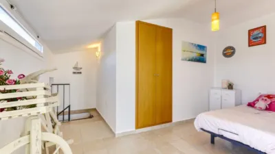 Apartment on Carrer de Pedro Calderón de la Barca photo 28