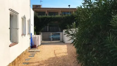 House for sale on Carrer de l'Urgell photo 3