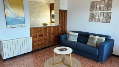 Apartment on Carrer de Milà i Fontanals photo 2
