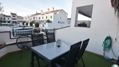 Chalet on Port Currican Street photo 10