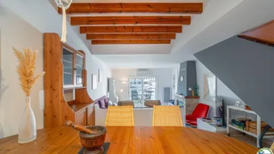 Chalet on Port Currican Street photo 31