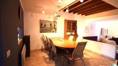 Chalet on Port Currican Street photo 3